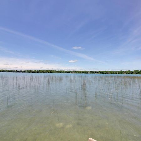 Lakefront Deer River Apt With Dock, Fire Pit And Patio Zewnętrze zdjęcie