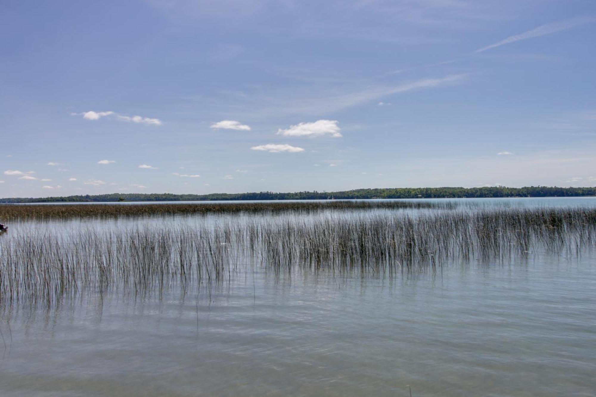 Lakefront Deer River Apt With Dock, Fire Pit And Patio Zewnętrze zdjęcie